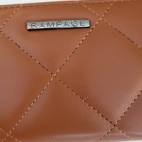 Rampage large faux leather zippered wallet  NWT - Picture 2 of 6